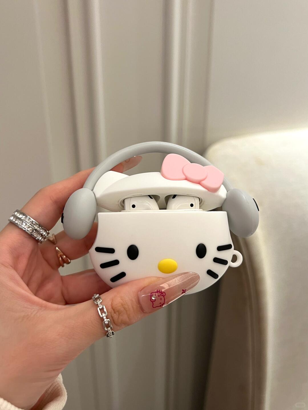 Kitty Headphones AirPods Case