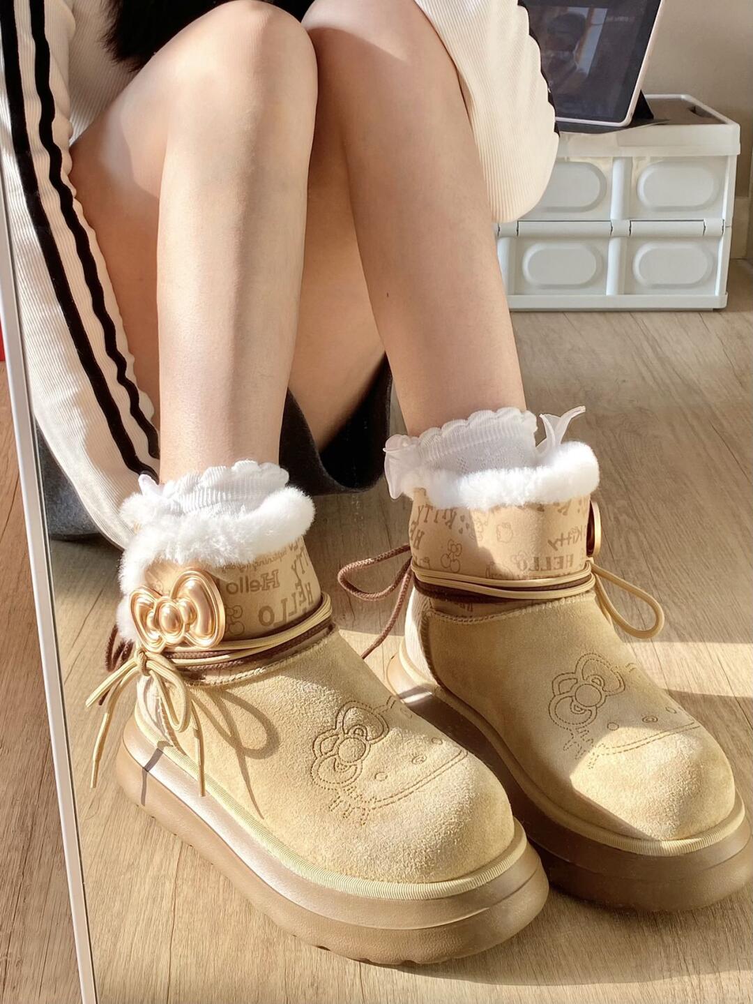 kitty Charm Fur Boots